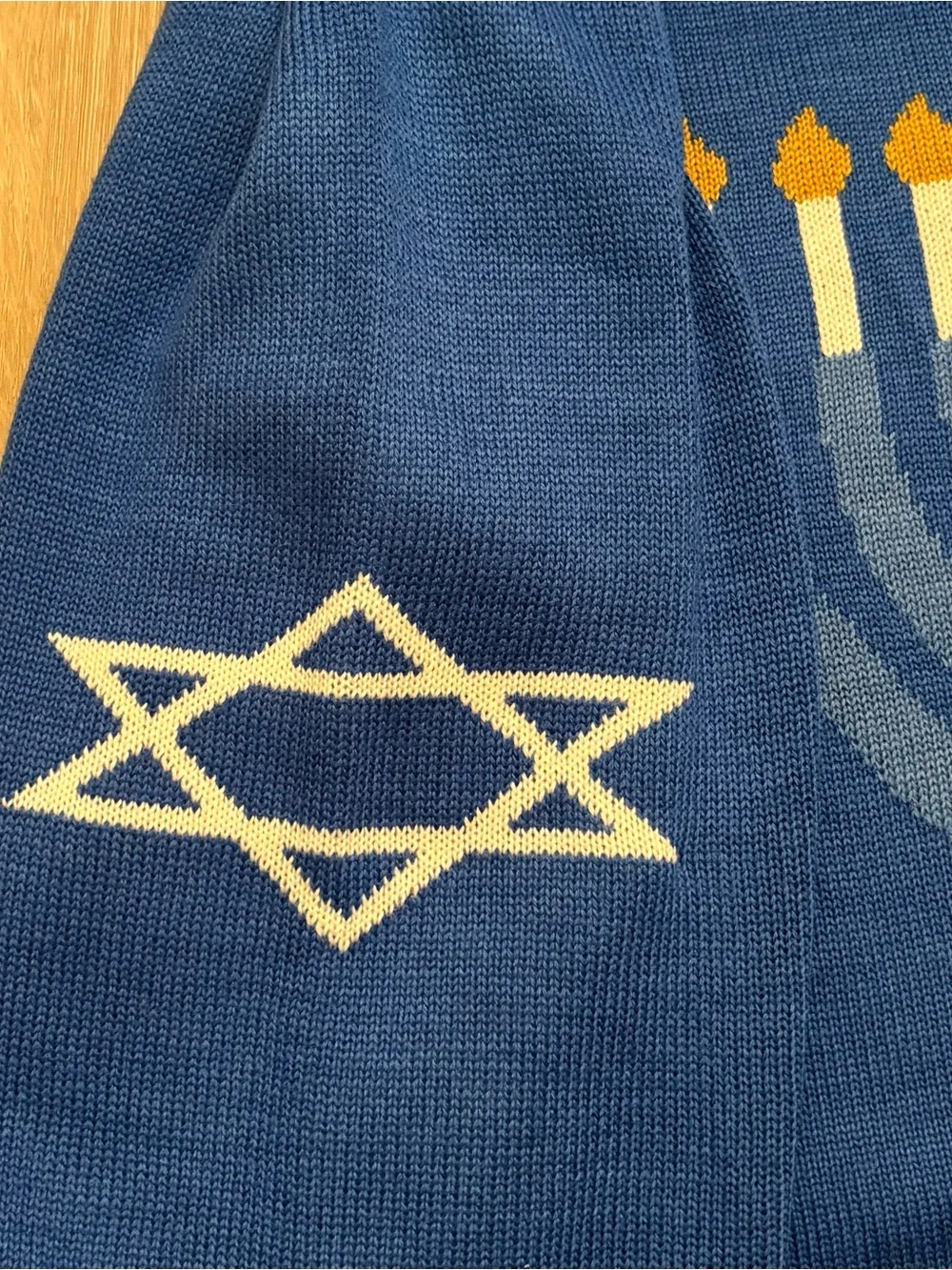 Tipsy Elves We Last Eight Days Hanukkah Menorah Sweater Men’s XXL NWT Blue